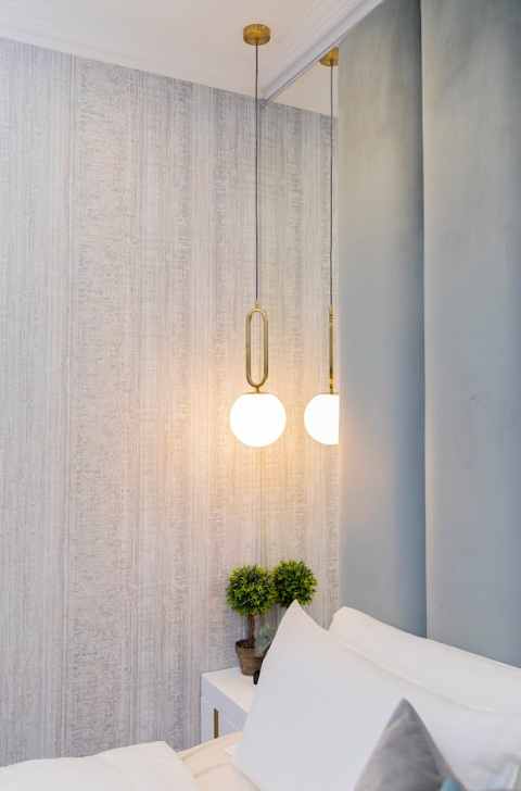 230v 40W E27 Small Croquet Antique Brass Glass