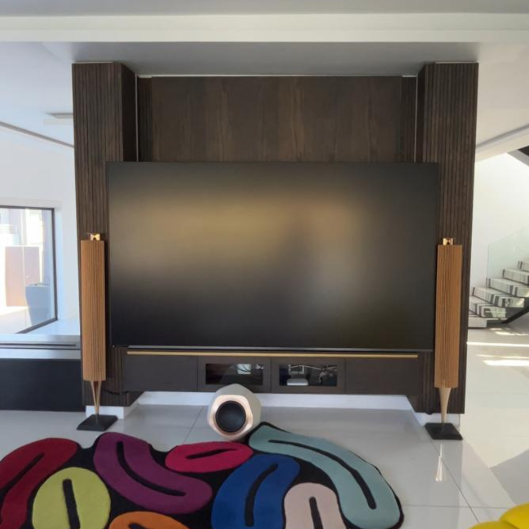 Rorisang Tv wall unit