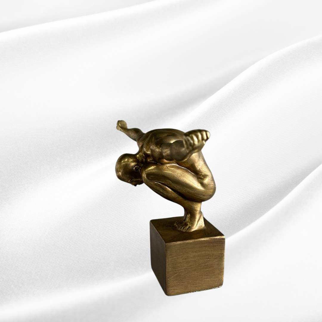 Golden Diving figure