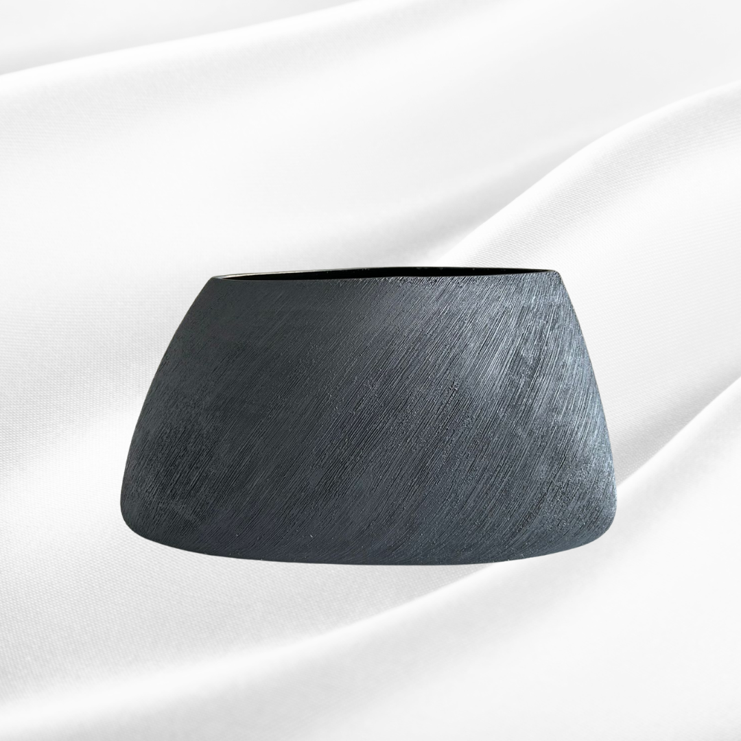 Rock vase charcoal