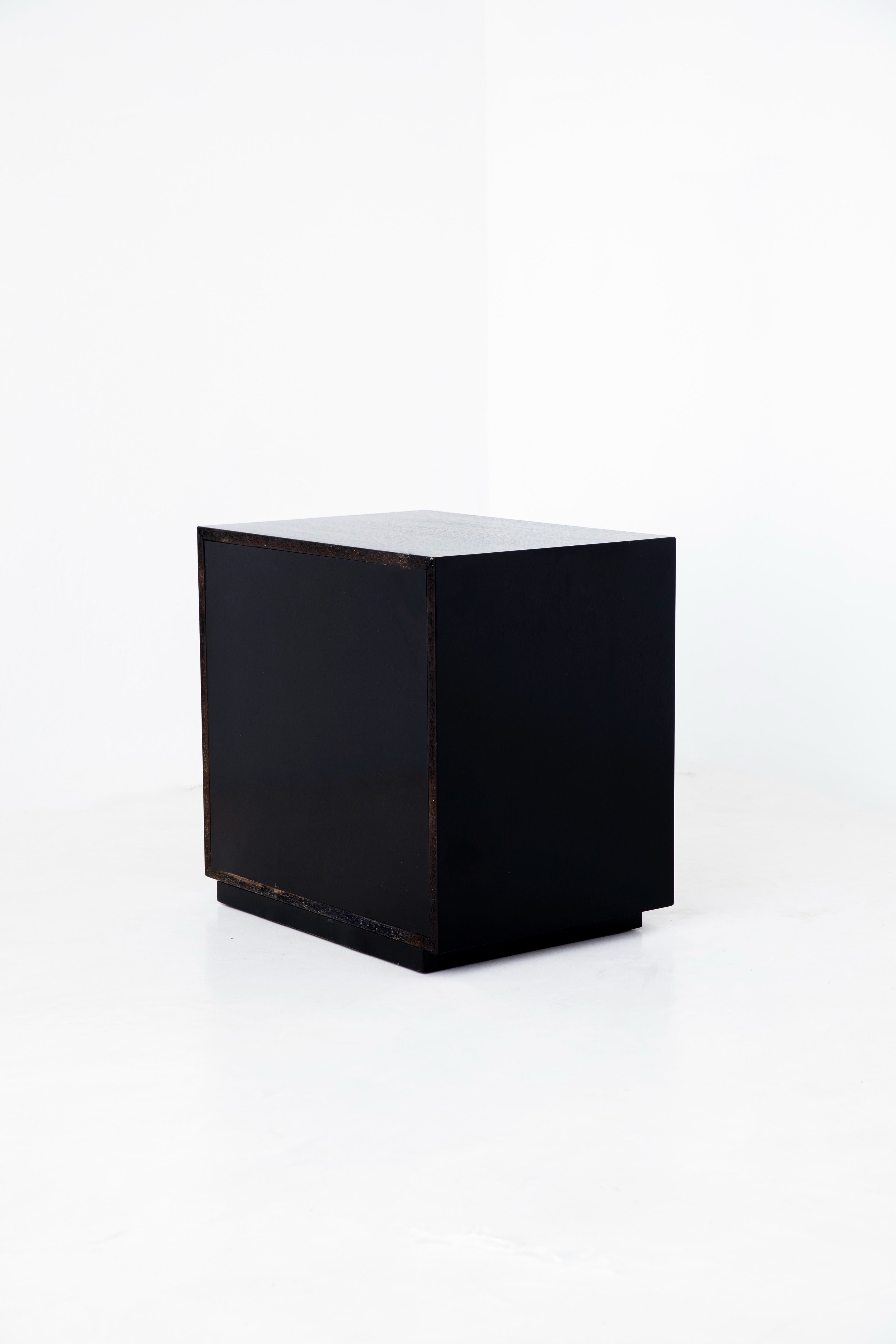 Muzi Pedestal – Setters Furniture