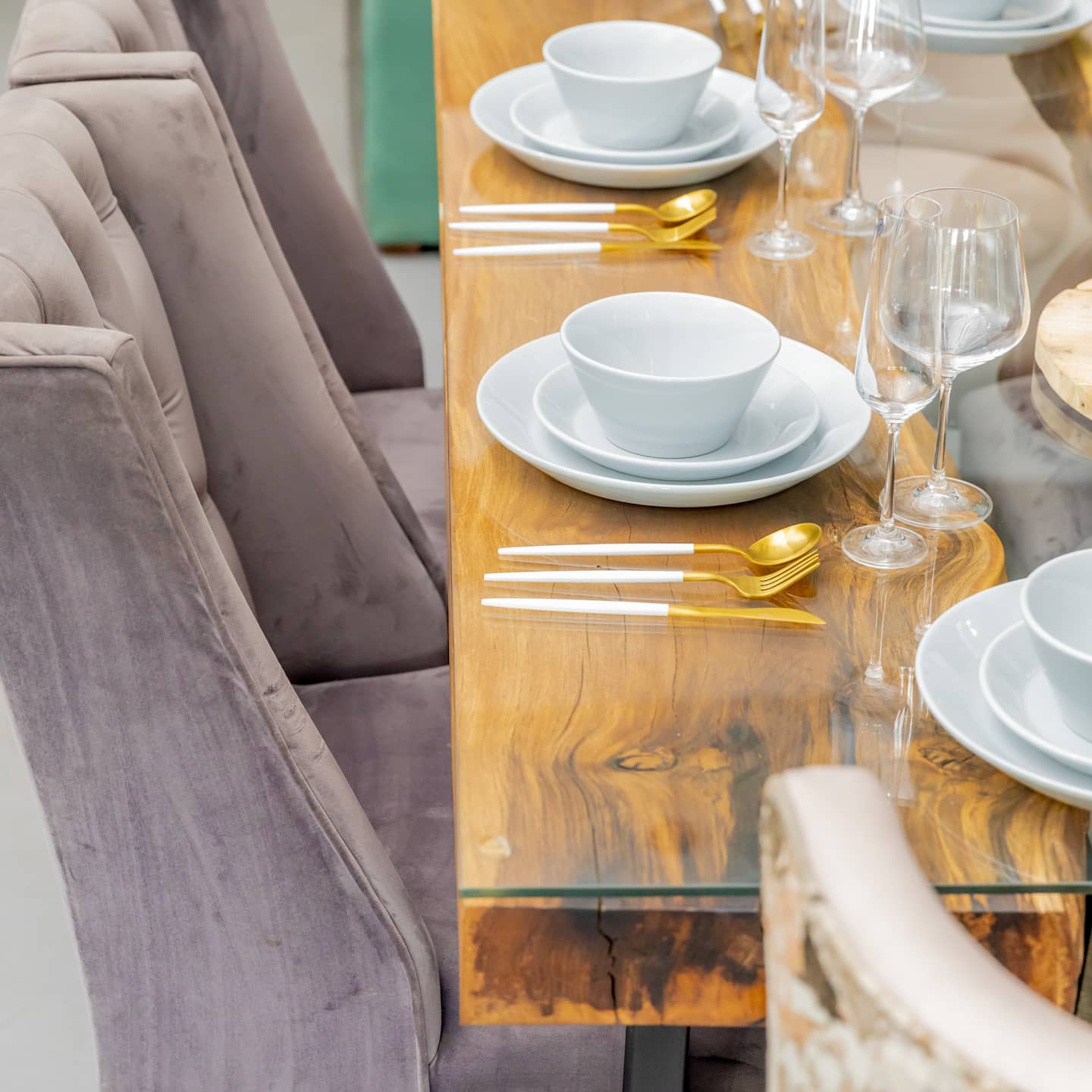 Vivian Dining Table, 6 seater, natural wood and glass